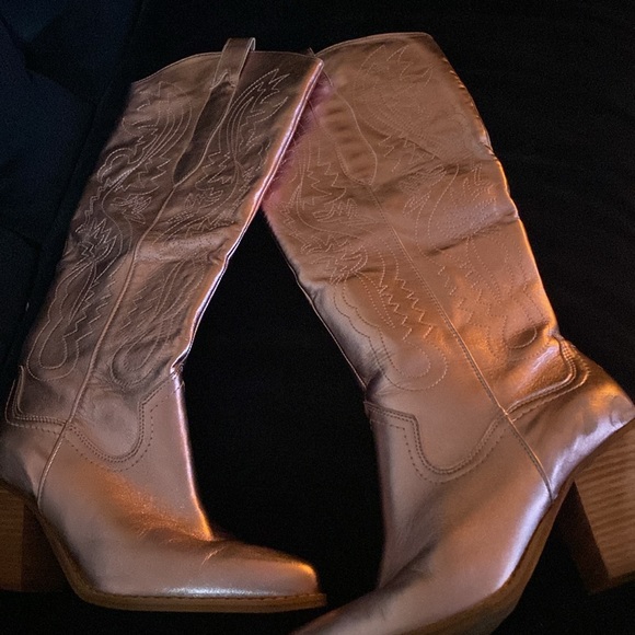 Gianni Bini Brush Metallic Matte Western Knee High Cowgirl Boots Baby Pink - Picture 4 of 7